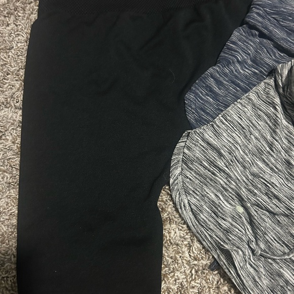 Maternity shorts bundle - Picture 3 of 6